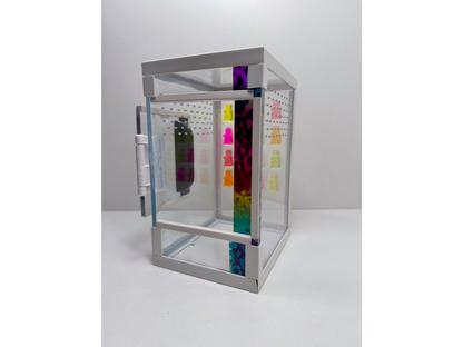 Acrylglasterrarium Terrarium für Springspinnen und andere Wirbellose zur Aufzucht mit bunten Gummibären aus Epoxidharz